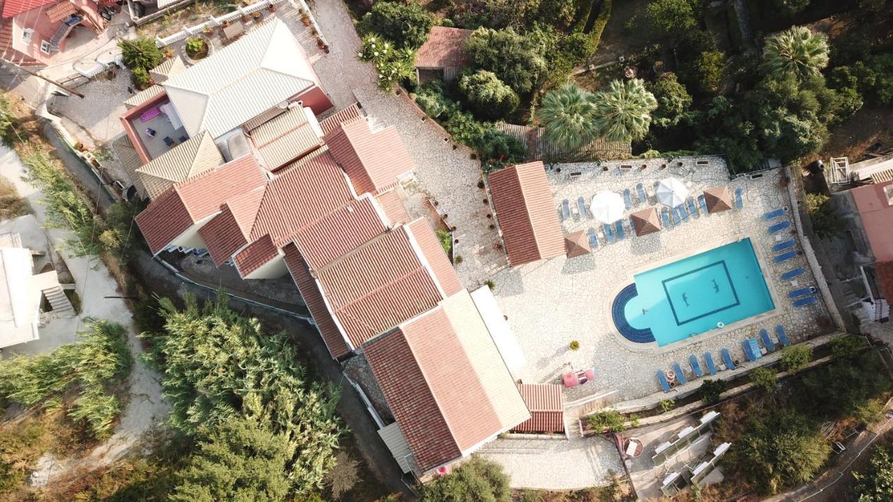 Corfu Hotel Apartments Mpenitses Eksteriør billede